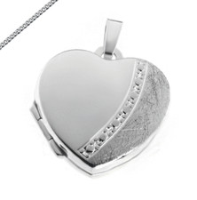Medallion heart iced mat