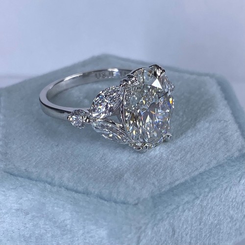 Oval 08ct vvs2 - 4.08ct, e-vvs2