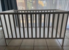 Ikea Sundvik Babybett/ Kinderbett/ Bett