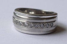 Ring 11 weiße Zirkonias