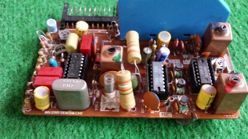 Platine mit bausteinen - ic,