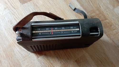 Altes ddr radio mit - radio,