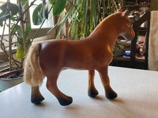 Pferd (alt) - freistehend -