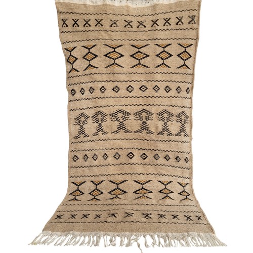 Orientalischer berber - orientalischer,