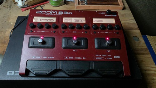 Zoom b3n multi effects - zoom,