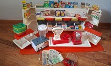 Alter Kaufmannsladen mit Viel