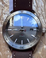 Alpina AL-525G5AQ6 Alpiner 4 Automatik Herrenuhr 45mm 10ATM