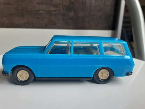 Wartburg 353 kombi tourist - kombi, ddr