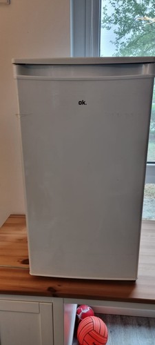 Kühlschrank ohne - ok,