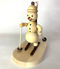 Wagner Schneemann auf Sockel