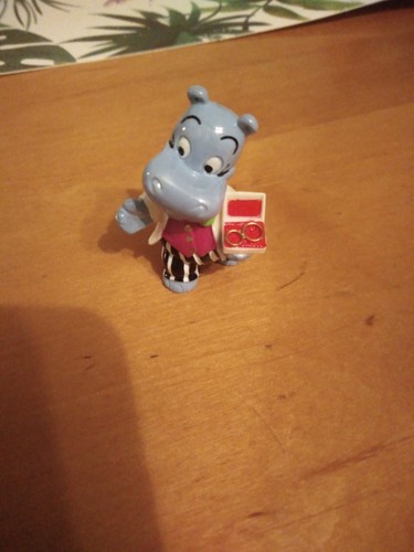 Happy hippo die - -,