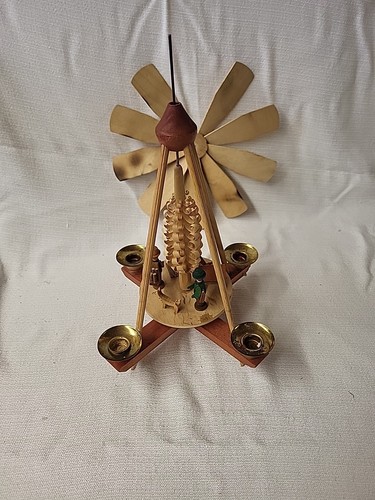 Pyramide weihnachtspyramide - pyramide,,
