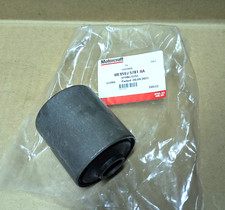 Buchse Lagerung Blattfeder hinten vorne Ford Transit BJ 91-00 1823769