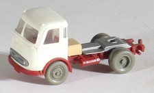 WIKING 1:90 verglast Mercedes