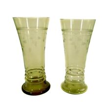 Paar Biergläser mit geätzten