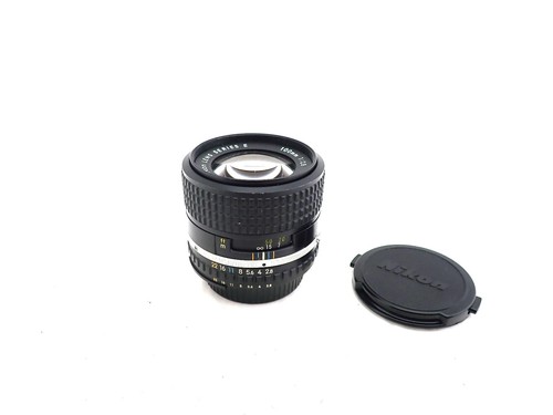 Nikon lens series 100mm - 100mm, /