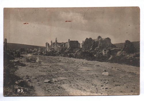 Foto zerstörtes ornans wk - zerstörtes,