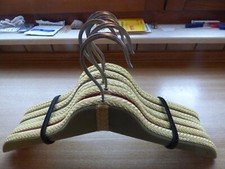 Kleiderbügel 5 Stück mit Samt Brokat und Bordüre Barock Stil Vintage 70er Jahre