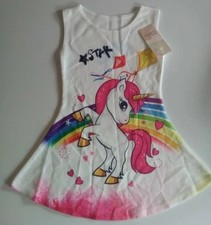 Niedliches Mädchenkleid Einhorn Regenbogen Gr. 104/110 neu