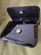 Hübsche, edle kleine