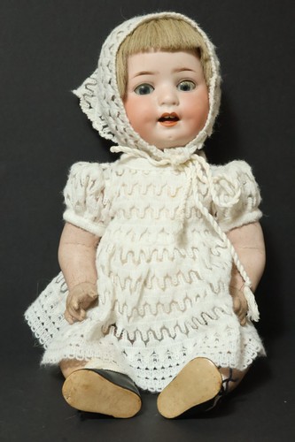 Alte porzellankopfpuppe - alte,