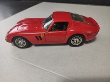 Modellauto Ferrari 250 GTO von BUrago Maßstab 1:24