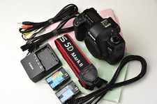 Canon EOS 5D Mark II DSLR