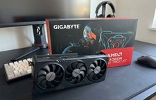 AMD Radeon RX 7800 XT (16GB)