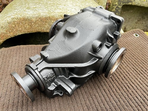 Differential - , /