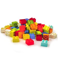 70 LEGO DUPLO Steine 2x2