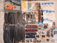 Modelleisenbahn Konvolut Riesen Menge Zubehör H0 - 4 Loks Funktionieren -