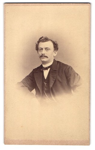 Fotografie eleganter herr mit - eleganter,