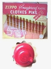 ZiPPO  2 x  Utility Line - Schwarz + Rot und  Clothes Pins  Original Pappe