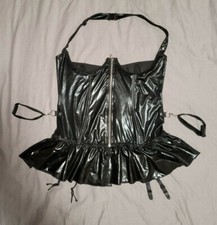 sexy Lackkleid mit Armfesseln Busenfreies Strapskleid aus schwarzem Stretchstoff