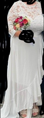 Brautkleid aus spitze - brautkleid,