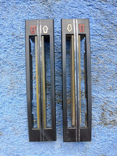 2 Blenden schwarz an Heizungs