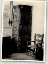 38050309 - 2223 Meldorf Dithmarscher Landesmuseum Eckschrank und Bauernsessel