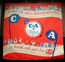 1562/HARTUNG-SPREE-REVELLERS