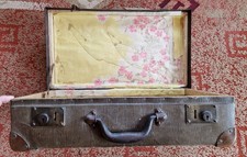 Alter kleiner  Koffer  Vintage