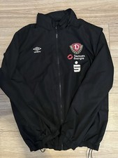 Verkaufe Eine Trainingsjacke