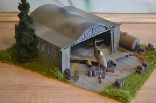 Ww2 hangar flugzeug - ww2, soldaten