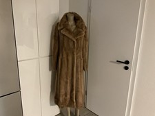 Echtes Nerz Mantel Beige