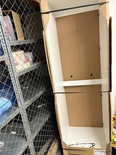 Einbauschrank Für Den Kühlschrank Und Gefrierschrank Zusammen In Schwarz