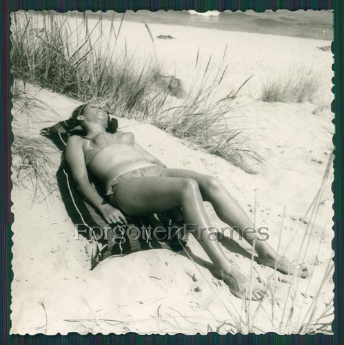 Foto mädchen badeanzug - foto, bikini