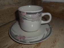 2 Gedecke / Tasse/Untertasse  KUN-LUN China Porzellan beige rosa grau