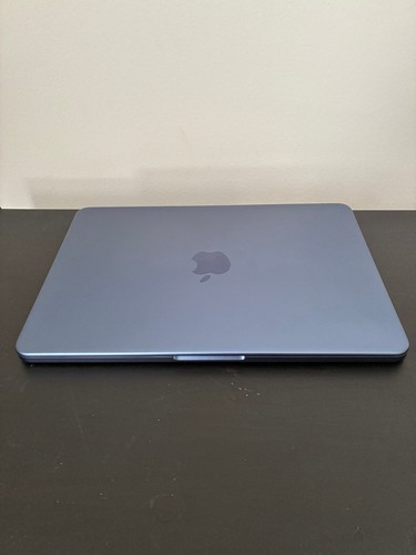 Apple macbook neo - apple,