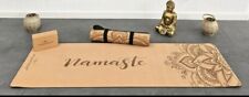 Yogamatte neu und eingepackt mit Tragegurt und Yoga Block Rutschfest Kork