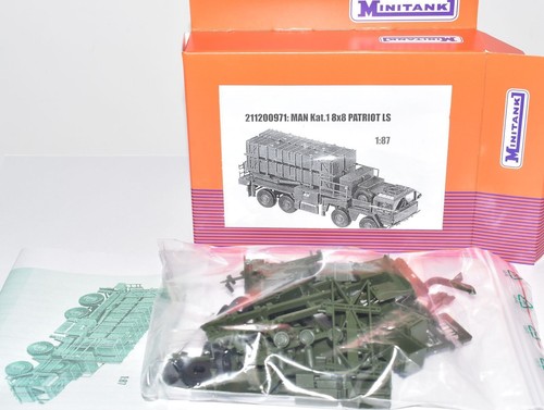 Minitank 211200971 lkw - 211200971, 8x8