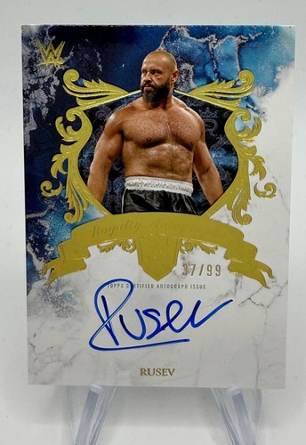 Topps royalty wwe - royalty,