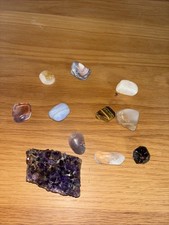 Amethyst Edelstein Kristall Heilstein plus mehrere kleine Heilsteine (9 Stück )